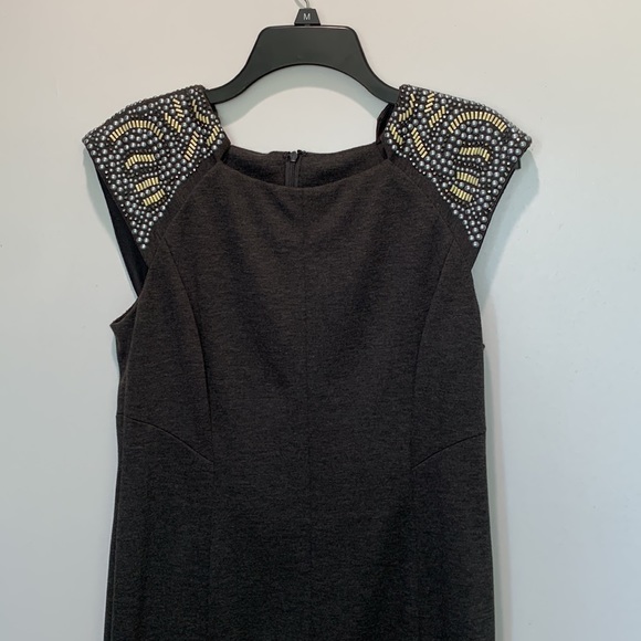 Chin Maggi gray dress beaded shoulder size 8 - Picture 9 of 13